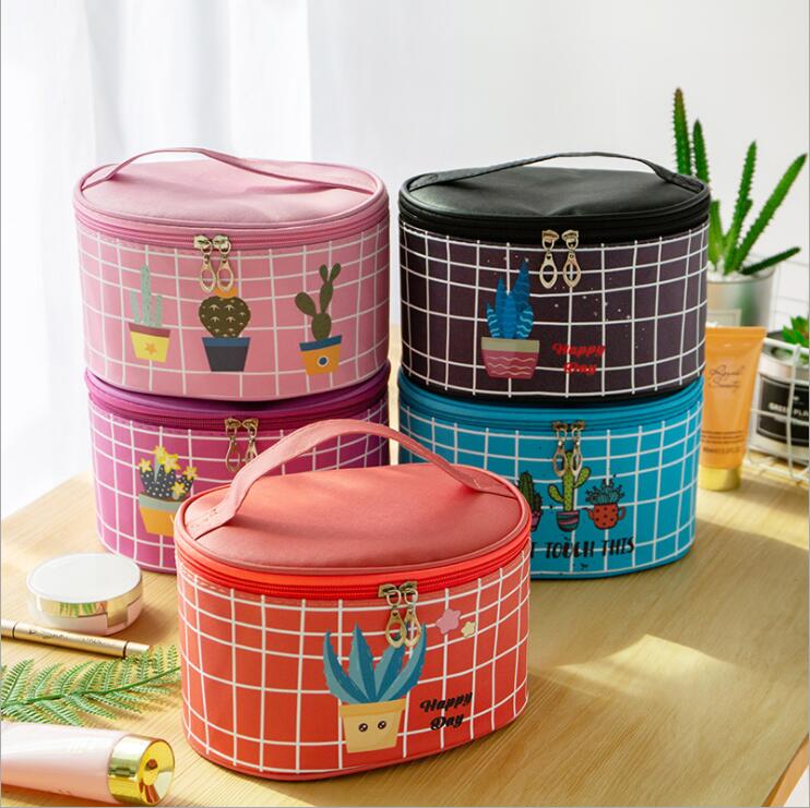 حقيبة ماكياج بو للبنات