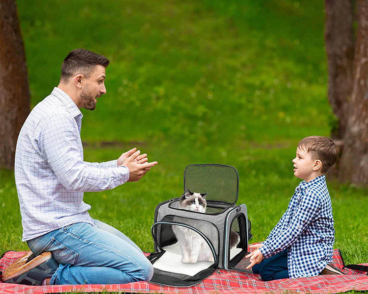 حقيبة حامل الحيوانات الأليفة القابلة للتوسيع