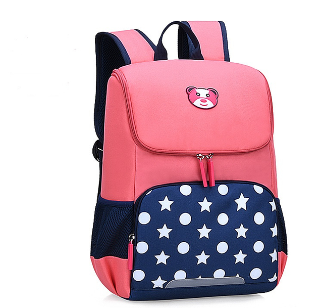 حقيبة ظهر للأطفال من العودة إلى المدرسة