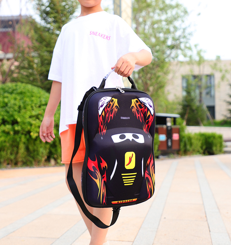 ما هي حقيبة المدرسة ثلاثية الأبعاد？