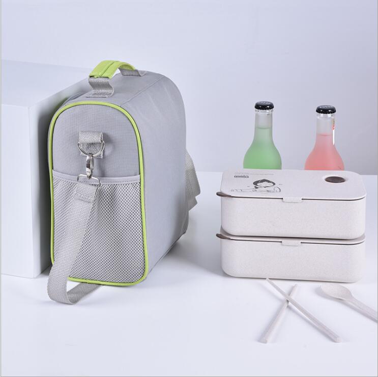 منظر جانبي لحقيبة العزل