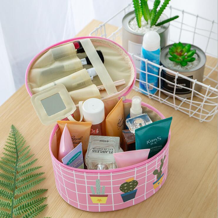 افتتاح حقيبة ماكياج بو