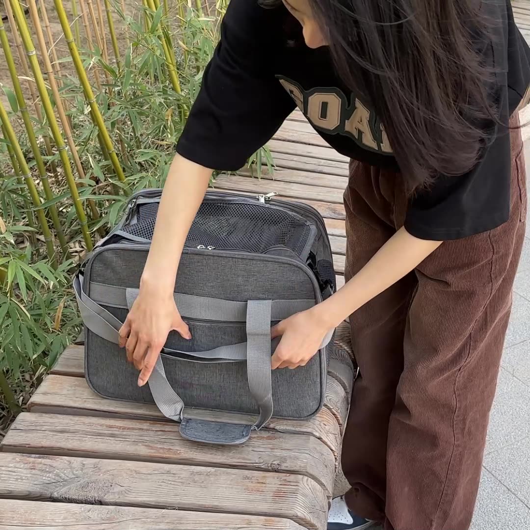 حقيبة حامل الحيوانات الأليفة