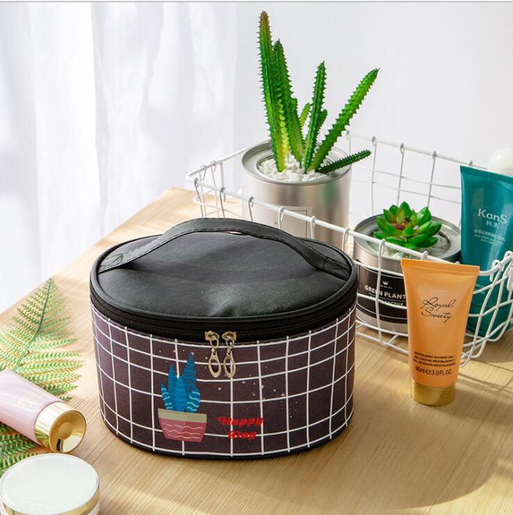 الفتيات بو حقيبة ماكياج