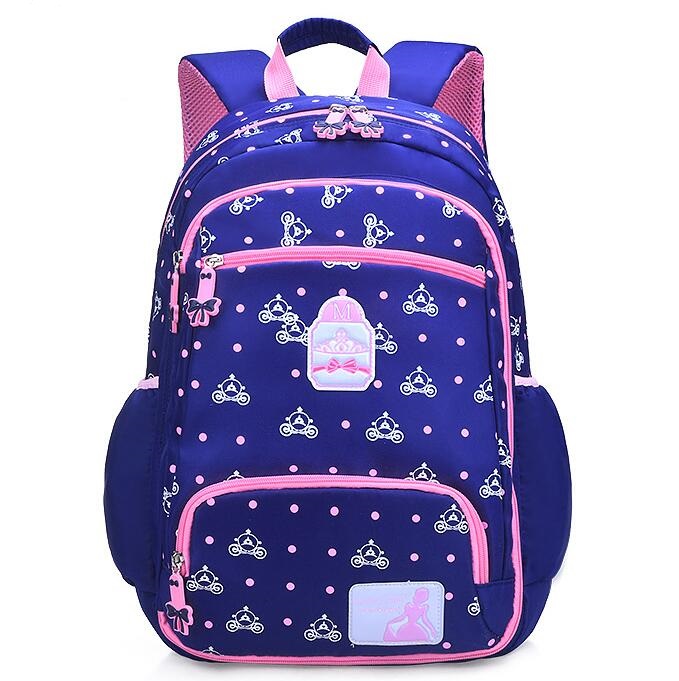 حقيبة الكتاب الأرجواني