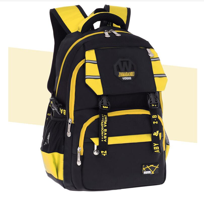 ظهره خفيفة خفيفة الوزن في الهواء الطلق للكلية